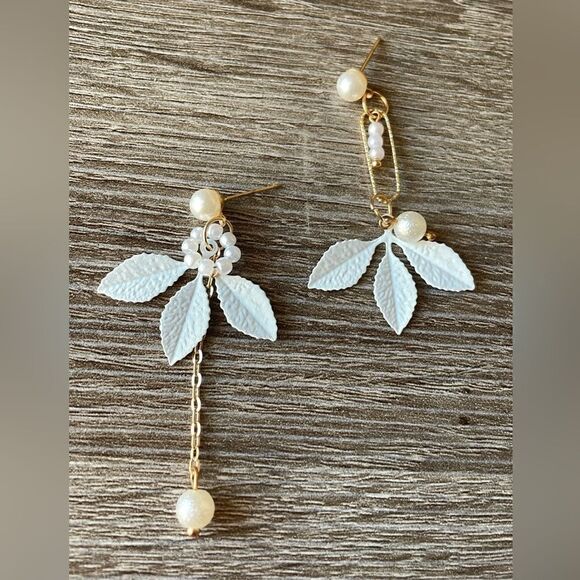 White leaf drops A224 - Picture 4 of 4